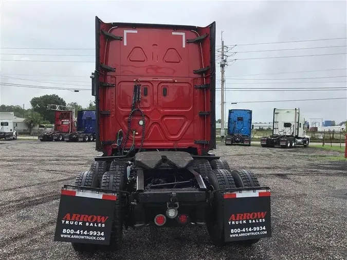 2020 FREIGHTLINER CASCADIA