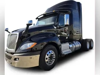 2019 International LT625