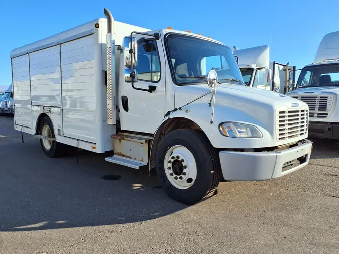 2017 FREIGHTLINER/MERCEDES M2 106