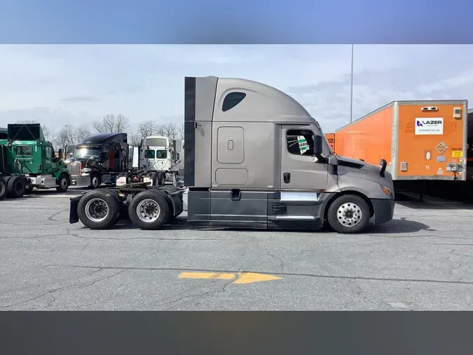 2022 Freightliner Cascadia 126b1ec9c96fa01e4afa82be990ddc25bd6