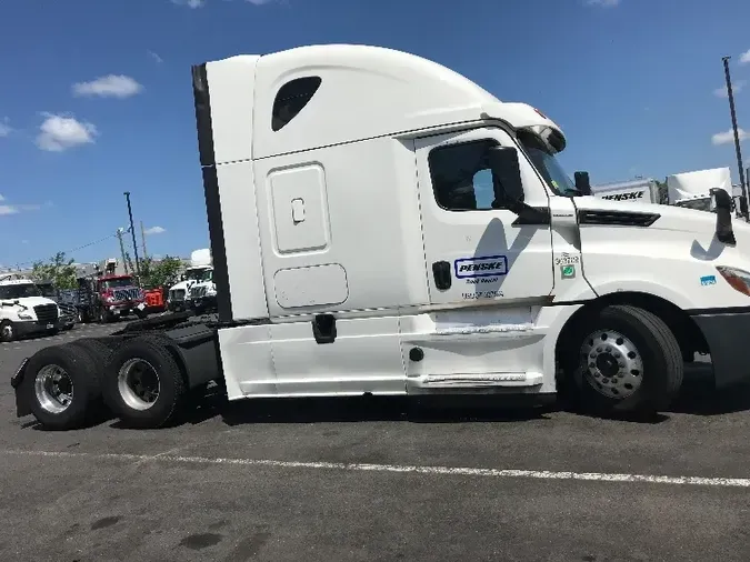 2020 Freightliner T12664STb1ed313751319045fe59c2e34f0d4329