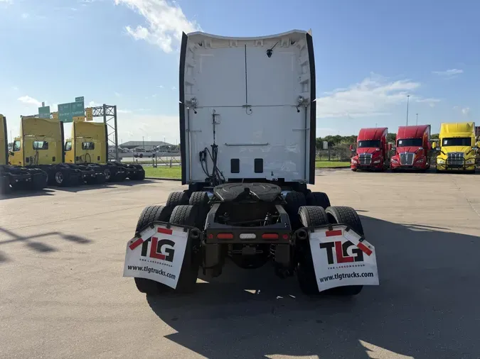 2022 Peterbilt 579b1ed7f079953ff385f462047311bb8fb