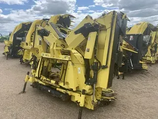2016 John Deere 690