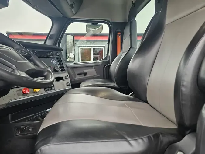 2021 FREIGHTLINER/MERCEDES NEW CASCADIA PX12664b1f0b68c2975c78c139632f969fd458b