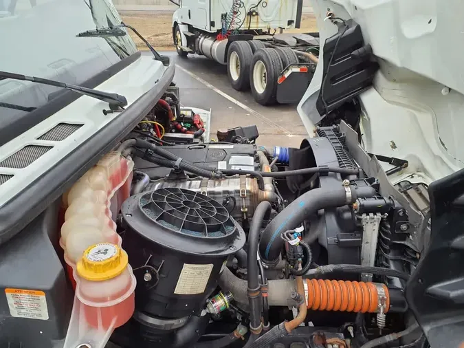 2022 FREIGHTLINER/MERCEDES M2 106b1f128b7e851c42b30714e282967d447