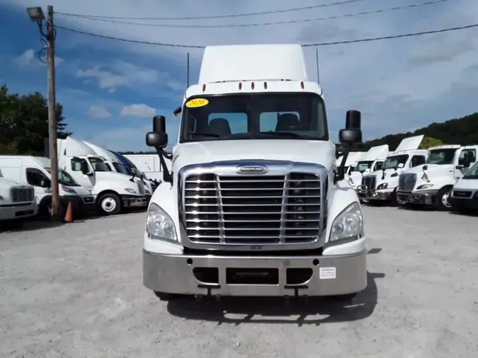 2020 FREIGHTLINER/MERCEDES CASCADIA 125