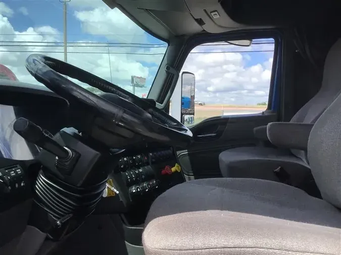 2020 INTERNATIONAL LT625
