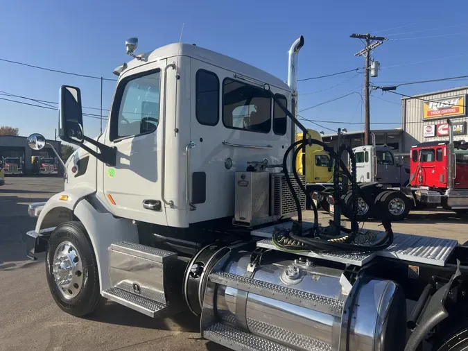 2020 Peterbilt 567