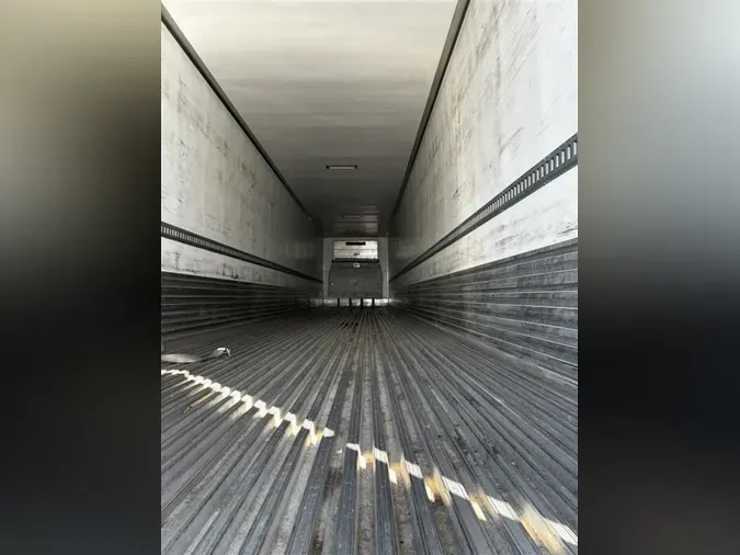 2019 UTILITY TRAILERS VS2RA 53/162/102b1fade537f5c552c4a38dca7365d83fa