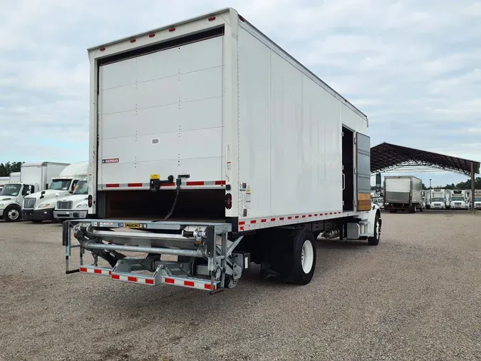 2019 FREIGHTLINER/MERCEDES M2 106