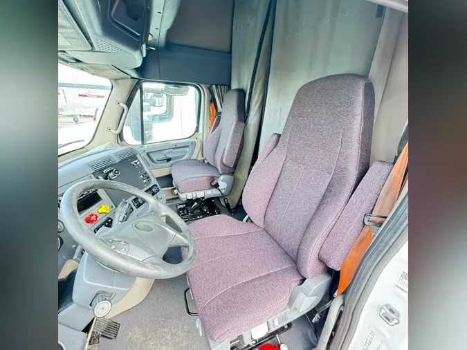 2020 FREIGHTLINER/MERCEDES CASCADIA 125