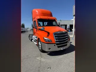 2020 FREIGHTLINER/MERCEDES NEW CASCADIA PX12664