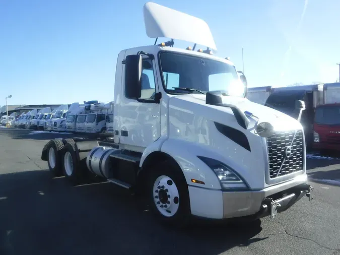 2019 VOLVO VNL