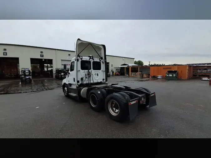 2020 Freightliner Cascadia 126b20583572e966eb7c63ca78444b41a01