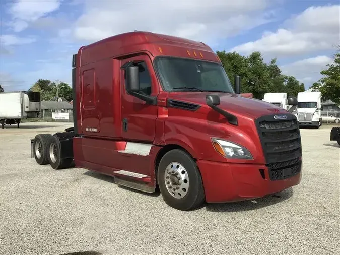 2019 FREIGHTLINER CA126