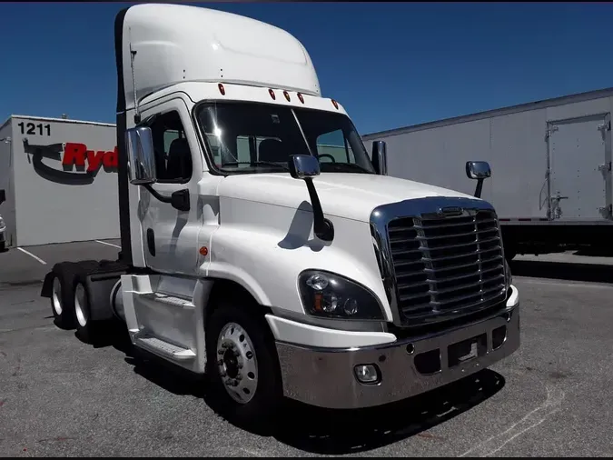 2019 FREIGHTLINER/MERCEDES CASCADIA 125