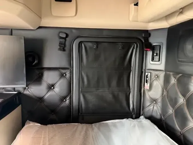 2022 Kenworth T680b20eace3193c0869f010320f763452f3