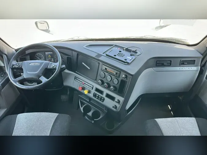 2020 Freightliner Cascadia