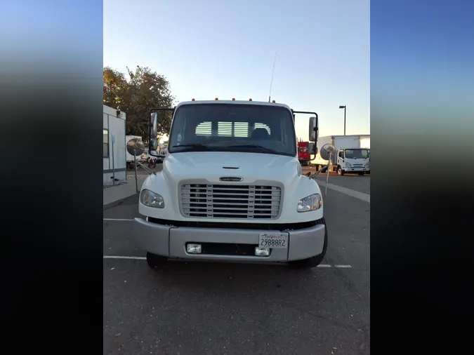 2019 FREIGHTLINER/MERCEDES M2 106