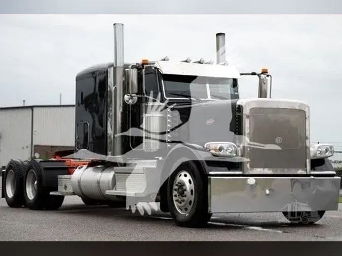 2022 PETERBILT 389