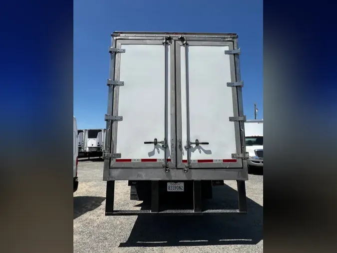 2019 FREIGHTLINER M2 106