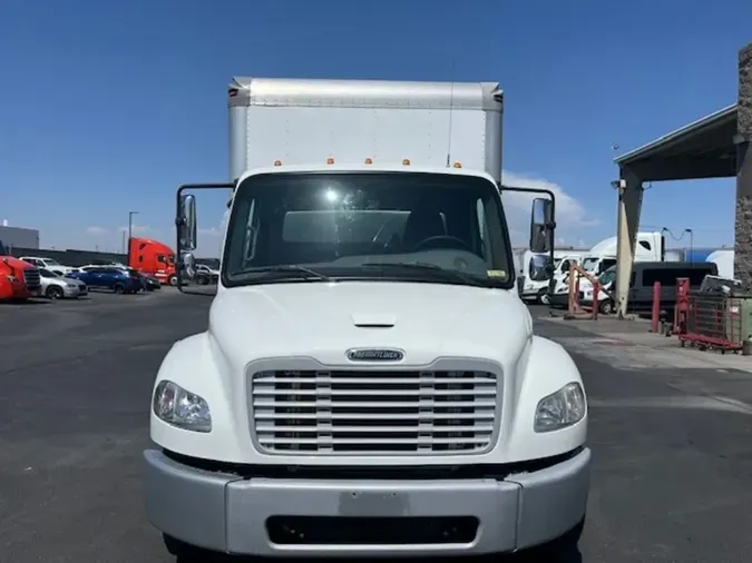 2018 FREIGHTLINER M2 106