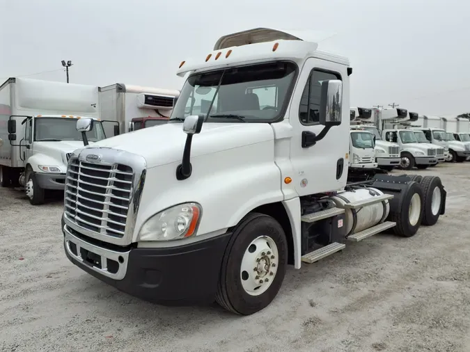 2017 FREIGHTLINER/MERCEDES CASCADIA 125b22323ef288c22454cedc7304f543a78