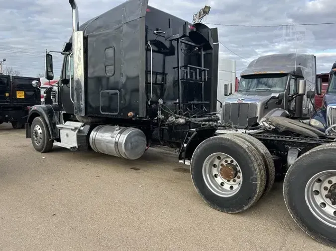 2019 FREIGHTLINER CORONADO 122