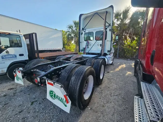 2021 FREIGHTLINER NEW CASCADIA PX12664