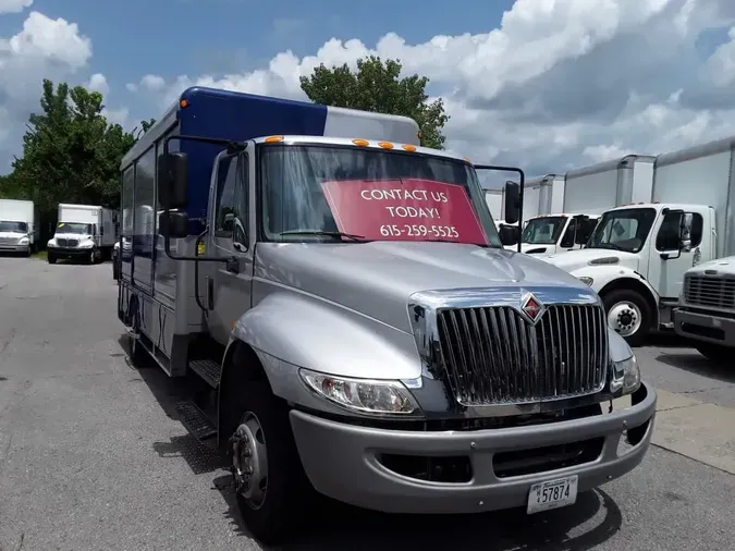 2019 NAVISTAR INTERNATIONAL 4300LP (4X2)