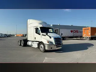 2022 Freightliner Cascadia 126