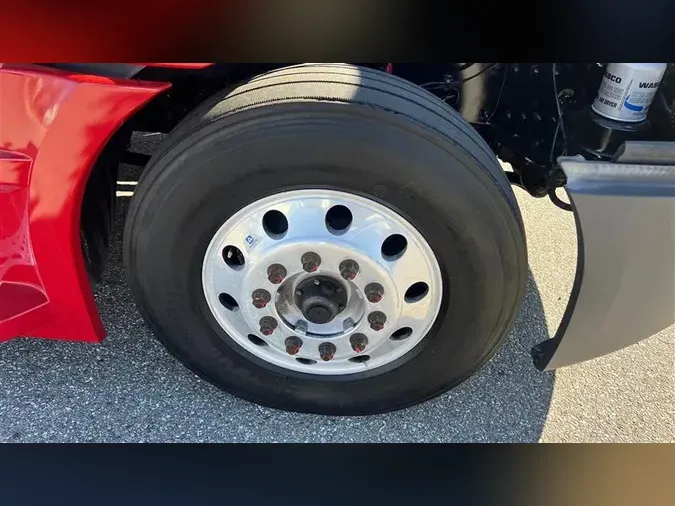 2022 FREIGHTLINER CA126