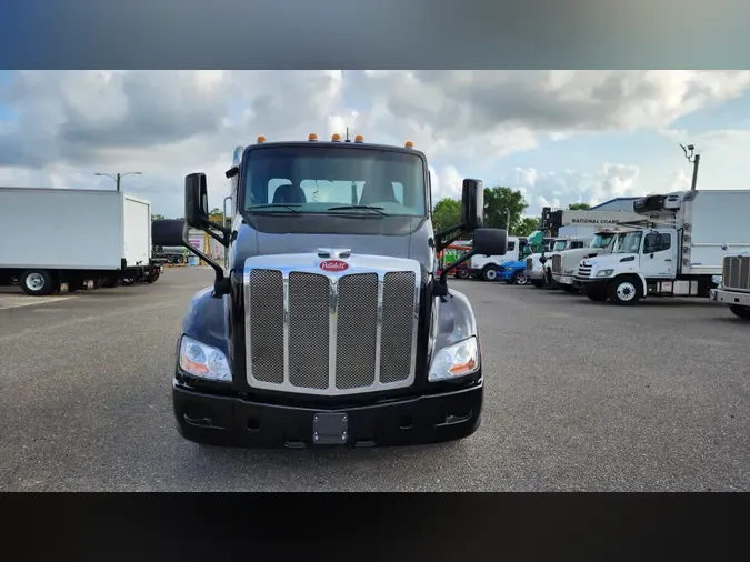 2021 Peterbilt 579