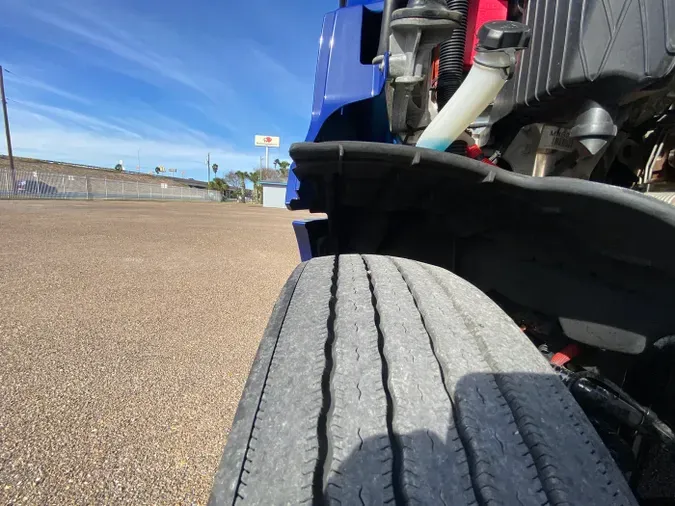 2022 Freightliner Cascadia