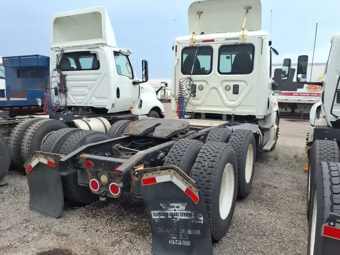 2014 FREIGHTLINER CASCADIA 125