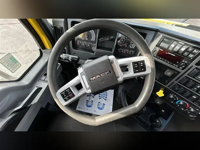 2023 MACK AN64Tb2474582e6a24baa91b6f93b4a7cc445