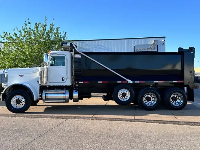 2023 PETERBILT 389