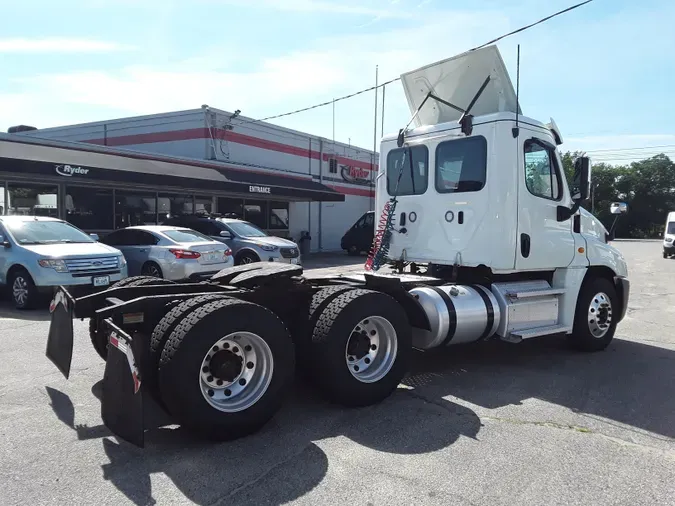 2019 FREIGHTLINER/MERCEDES CASCADIA 125