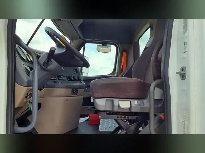 2020 FREIGHTLINER/MERCEDES CASCADIA 125
