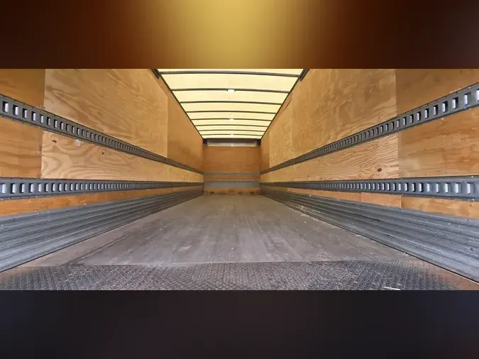 2019 FREIGHTLINER/MERCEDES M2 106