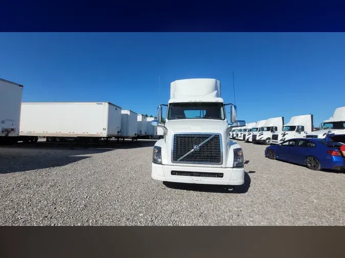 2018 Volvo VNL300