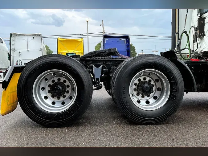 2020 INT LT625 6x4