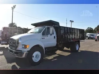 2010 FORD F750