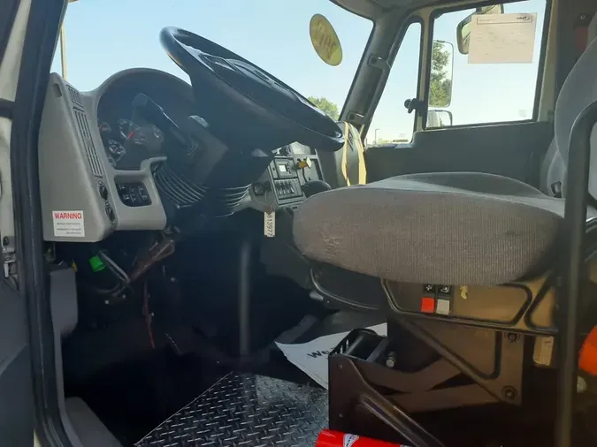2019 NAVISTAR INTERNATIONAL 4300b2576ed2d9aeab94e087c466032273a3