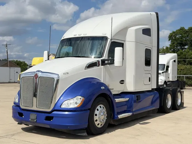 2021 Kenworth T680b259b46f7429cf0bf7676a6fb2c793b8