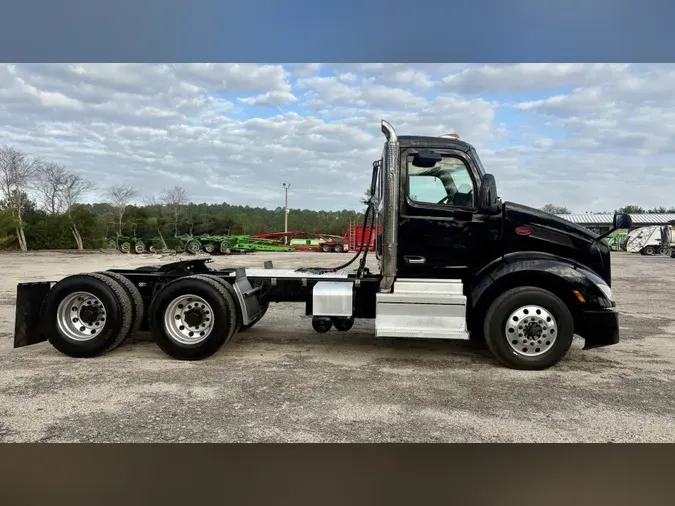 2022 Peterbilt 579b25e609a1ef62cf1da342c408df53305