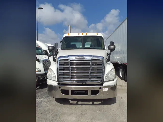 2014 FREIGHTLINER/MERCEDES CASCADIA 125