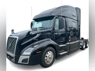 2021 Volvo VNL 860