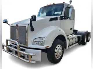 2022 Kenworth T880