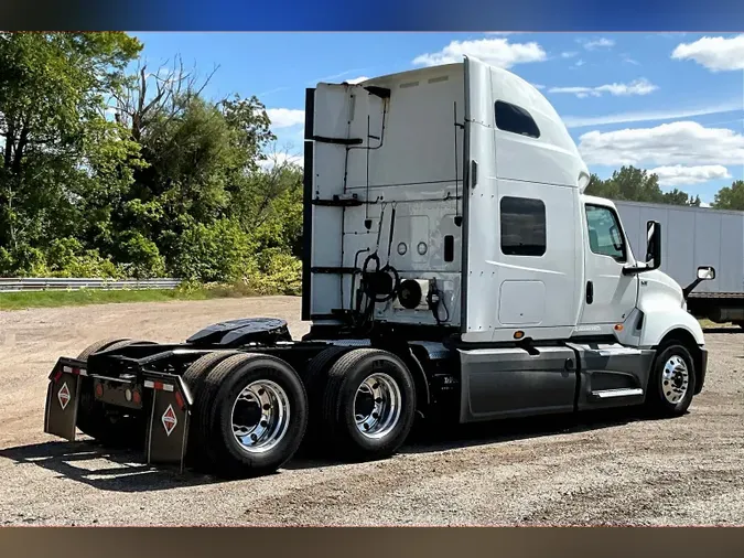 2021 INT LT625 6x4
